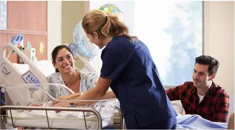 How Professional Newborn Care Services Benefit Families in Dubai